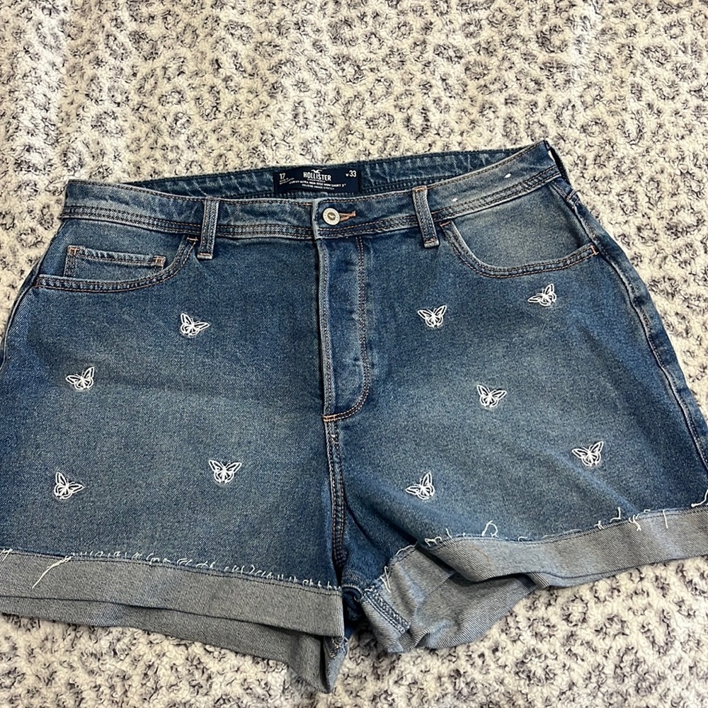 Hollister butterfly shorts